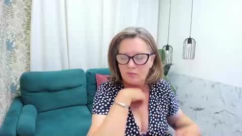Lea online show from July 25, 11:58 am