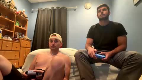 leaderzac online show from August 6, 2:54 am