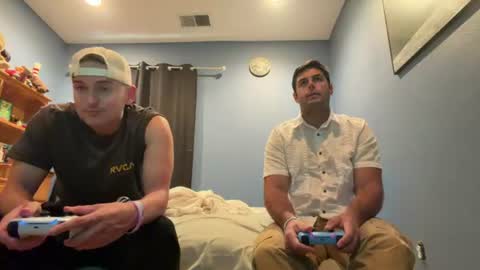 leaderzac online show from August 10, 11:39 pm