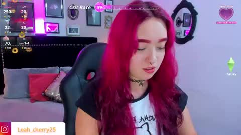 Leah online show from August 10, 9:38 pm
