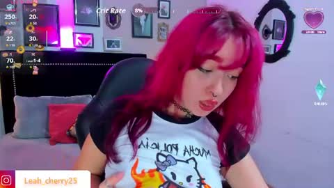 Leah online show from August 10, 10:44 pm