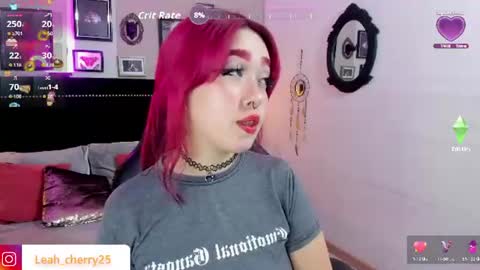 Leah online show from August 12, 10:01 pm
