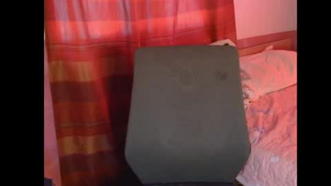 leah_fucker online show from August 6, 12:53 am