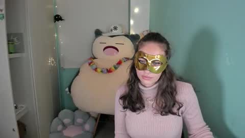 Laura online show from March 2, 4:58 pm