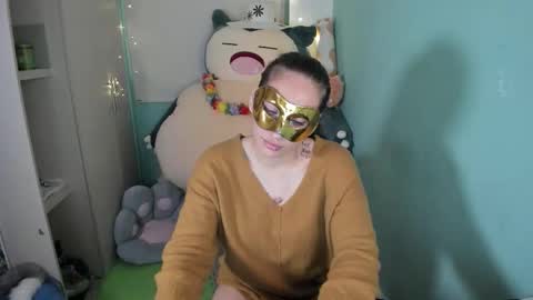 Laura online show from March 3, 1:41 pm