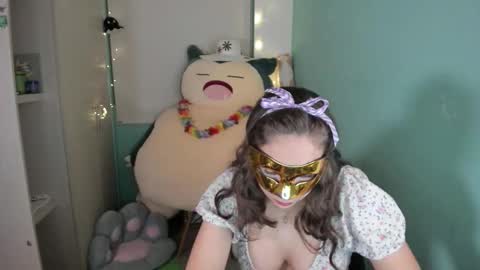 Laura online show from March 11, 1:13 am