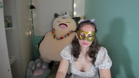 Laura online show from March 11, 2:19 am