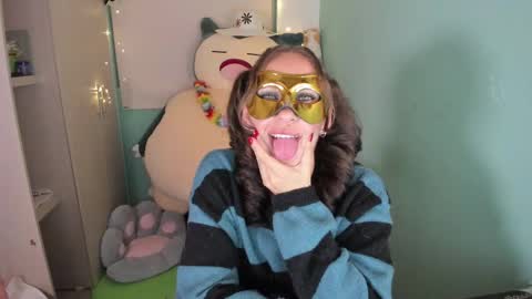 Laura online show from March 14, 7:15 am