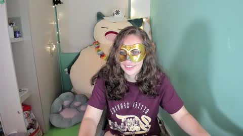 Laura online show from March 22, 5:22 am