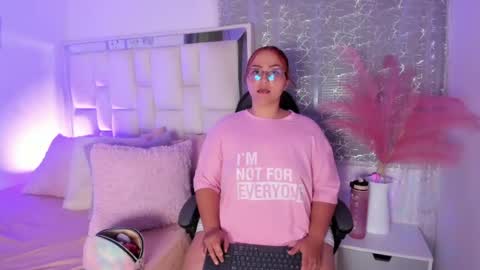 Leah  online show from July 27, 3:45 am
