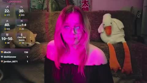 Leah online show from August 14, 6:22 pm
