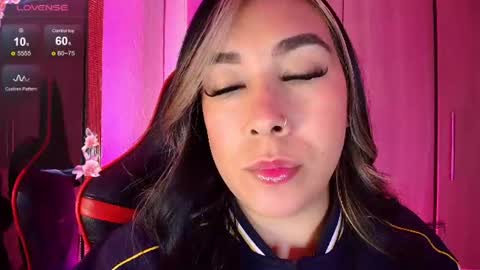 leah online show from June 28, 11:41 pm
