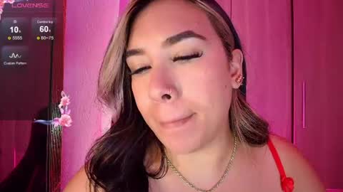 leah online show from June 29, 8:40 am
