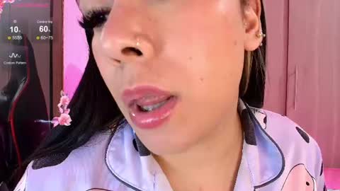 leah online show from July 7, 7:23 am