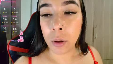leah online show from July 9, 9:36 am