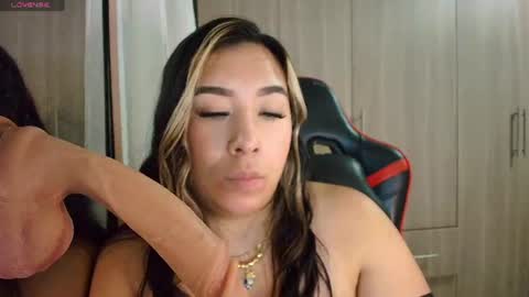 leah online show from July 21, 7:33 am