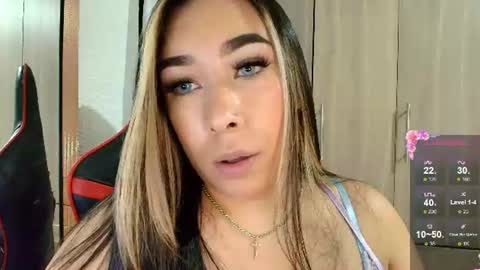 leah online show from August 18, 2:17 am