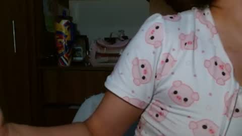 leanaalhub online show from August 5, 2:31 am