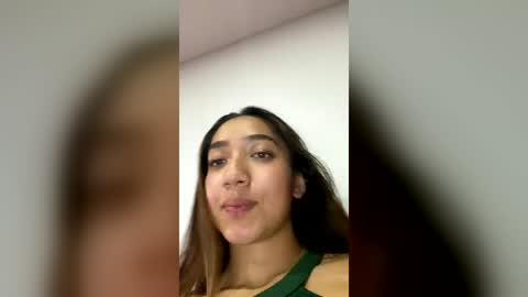 leanaalhub online show from August 5, 11:03 pm