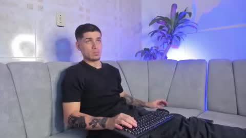 leandro_cooper online show from August 6, 2:43 am