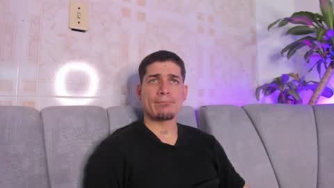 leandro_cooper online show from August 13, 8:50 am