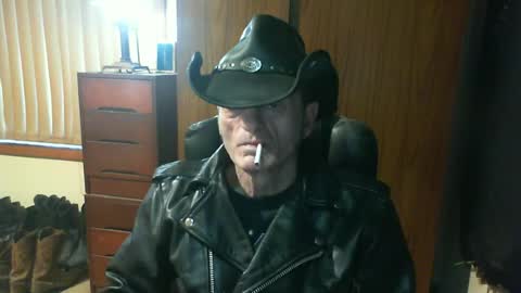 leathergreaser online show from July 2, 9:16 pm