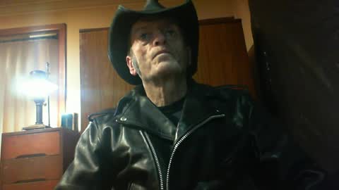 leathergreaser online show from July 11, 9:10 pm