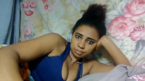 leatianaa online show from August 8, 8:03 am