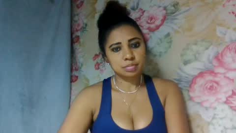 leatianaa online show from August 10, 8:38 am