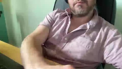 lee_8891 online show from August 5, 2:04 pm