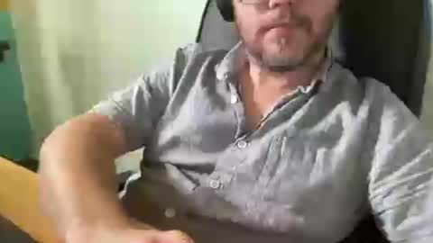 lee_8891 online show from August 6, 1:54 pm