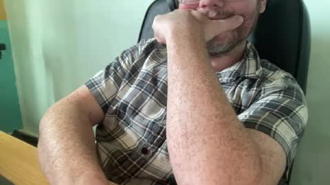 lee_8891 online show from August 7, 12:49 pm