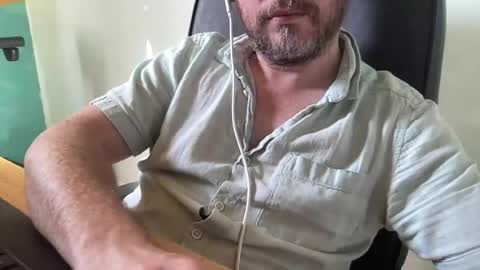 lee_8891 online show from August 12, 8:27 am