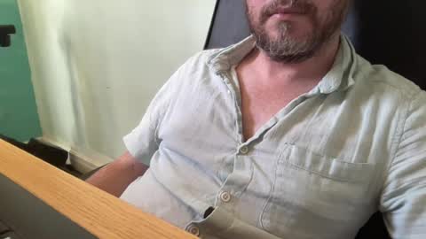 lee_8891 online show from August 12, 1:57 pm