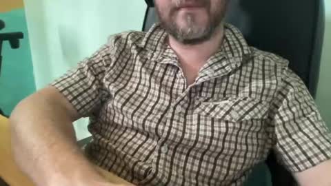 lee_8891 online show from August 14, 1:37 pm