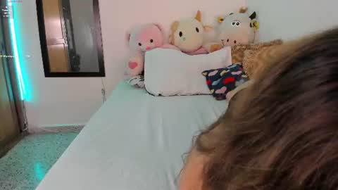 lee_ash online show from August 12, 5:04 pm
