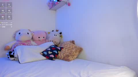 lee_ash online show from August 14, 3:04 pm