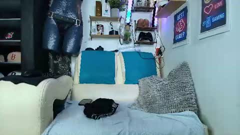 leenar_key online show from July 5, 11:35 am