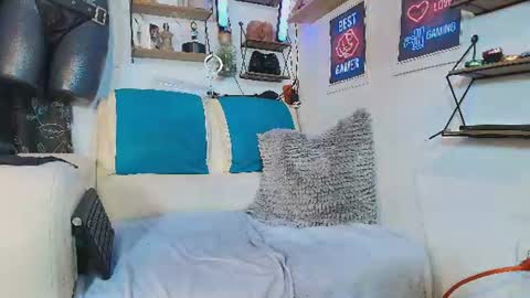 leenar_key online show from July 27, 11:32 pm