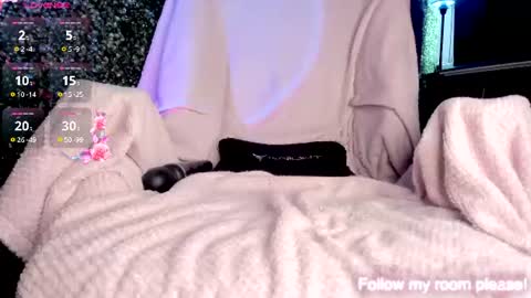 Emily  Fansly  online show from August 14, 6:28 am
