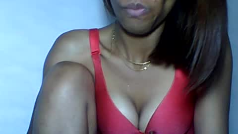 leeromi online show from August 14, 7:50 pm