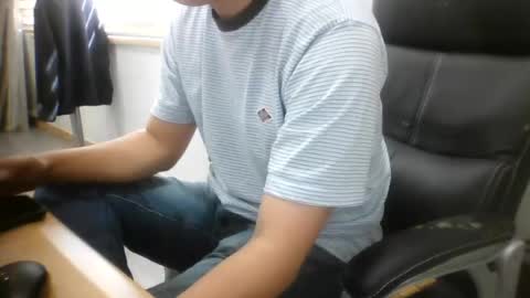 leesu521252 online show from July 27, 12:27 am