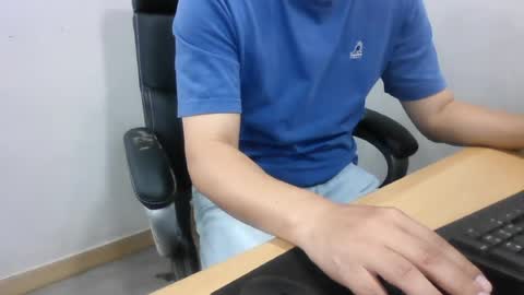 leesu521252 online show from August 10, 6:04 am