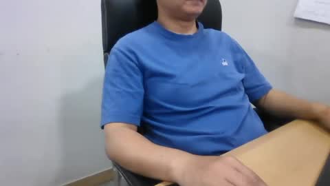 leesu521252 online show from August 10, 7:10 am