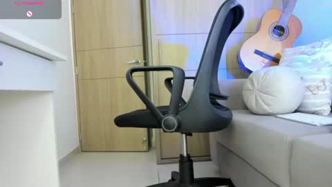 Alejandro online show from August 2, 10:17 pm