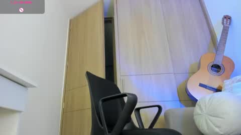 Alejandro online show from August 2, 11:22 pm