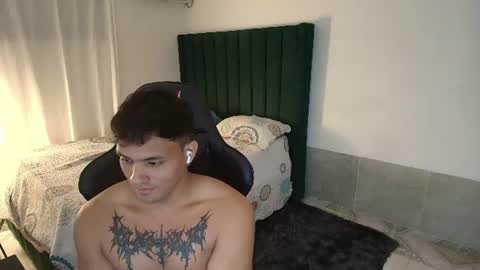  Lei  online show from August 5, 12:41 am