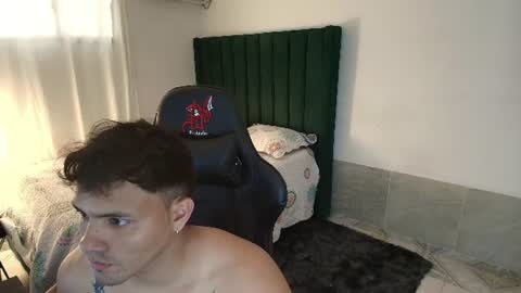  Lei  online show from August 5, 7:56 pm