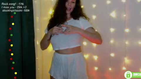 hey Im Leia and I love rock  online show from July 26, 8:14 pm