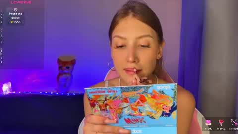 leiakiss online show from August 1, 3:18 pm
